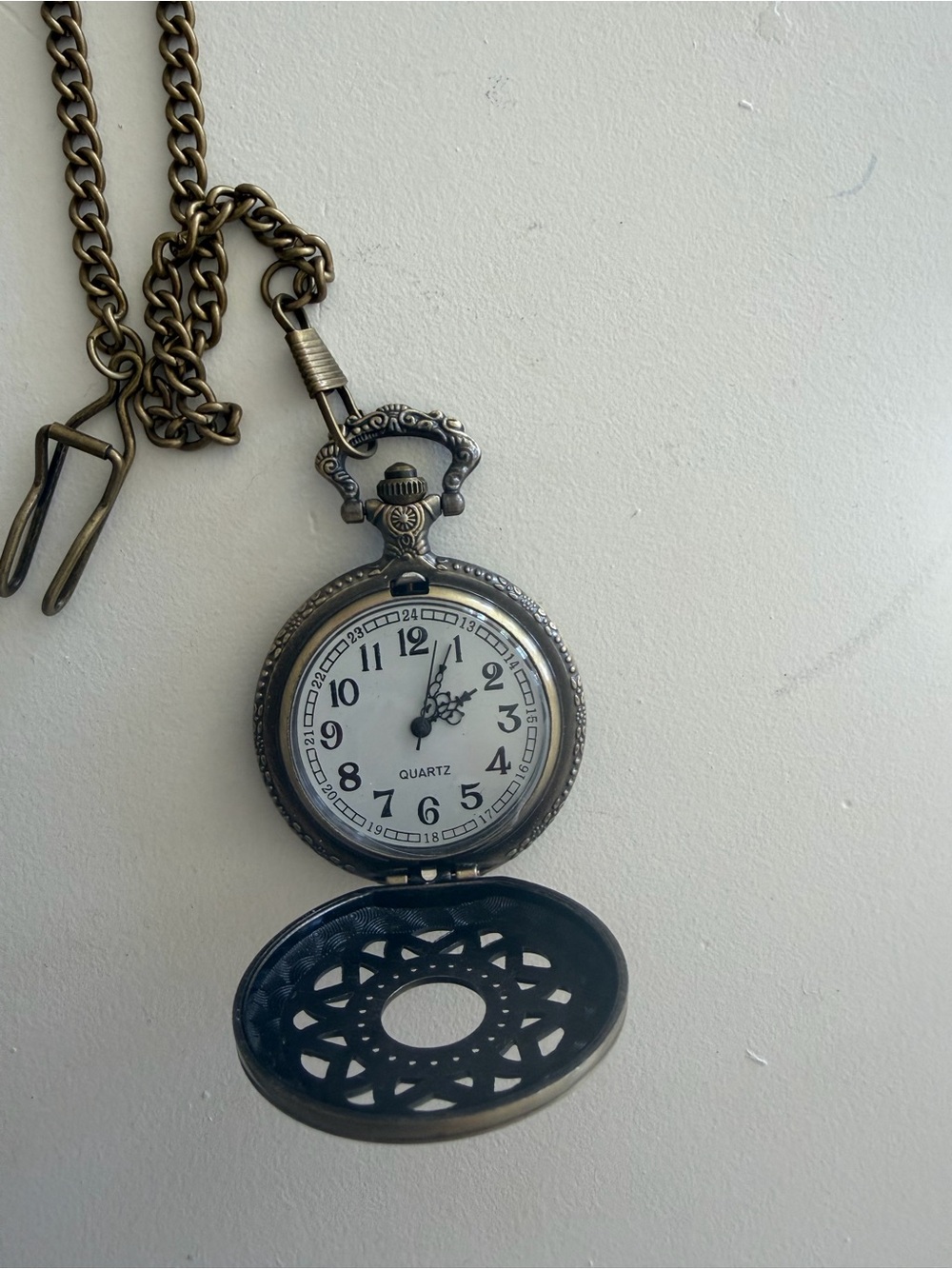 Vintage Quartz Brass Pocket Watch, needs battery